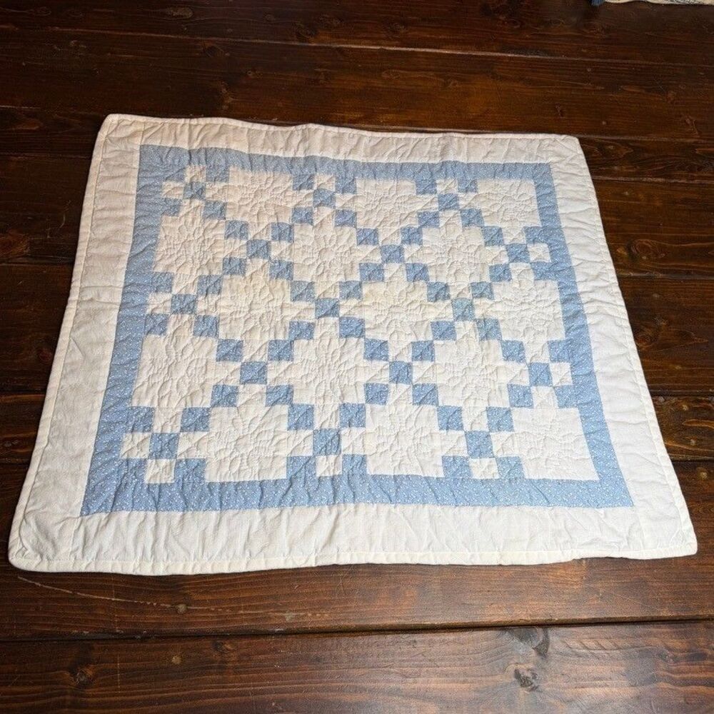 Quilted Irish Chain Baby Blanket Table Centerpiece Floral Ditsy Hand Stitched - Picture 7 of 7
